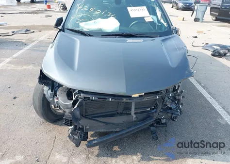 2018 Chevrolet Equinox Lt z USA, uszkodzony, nr VIN 2GNAXJEV3J6225796